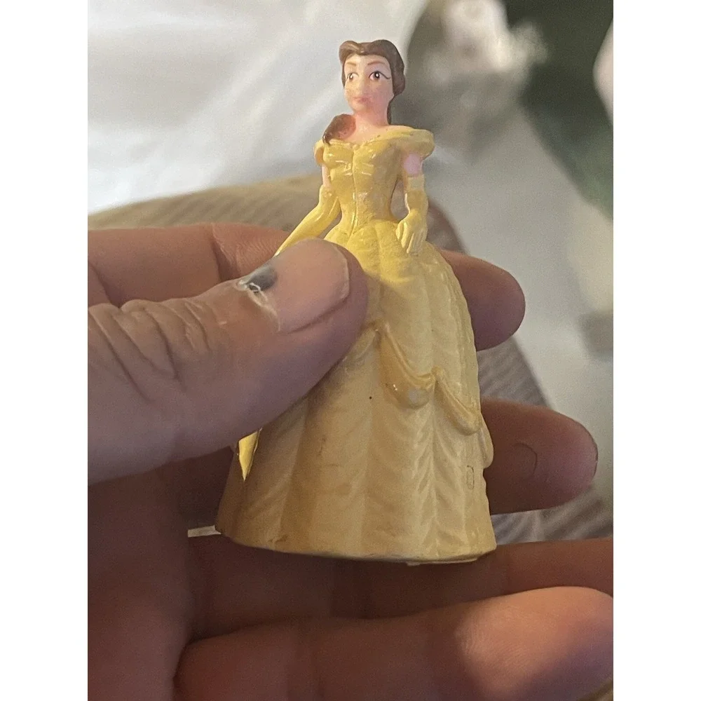 Disney Yellow 4